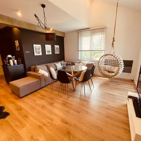 Ktw Penthouse Z Tarasem