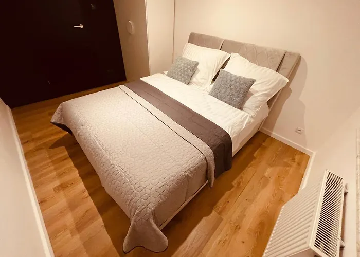 Ktw Penthouse Z Tarasem كاتوفيتسه