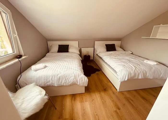 Ktw Penthouse Z Tarasem דירה קטוביץ